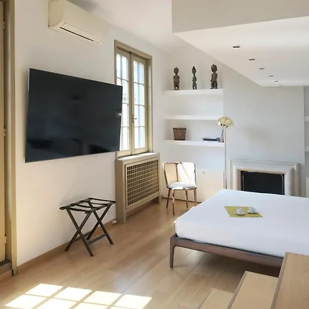 Comecasa Monte Napoleone Exclusive Apartment *