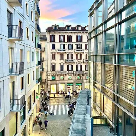 Duomo Milan-attic With Terrace-netflix And Wifi Milano