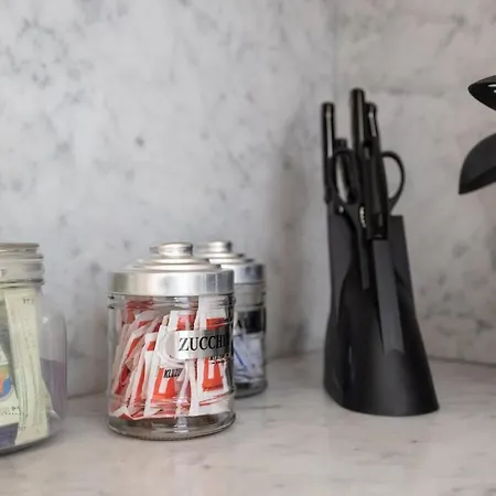 Duomo Milan-attic With Terrace-netflix And Wifi Milano