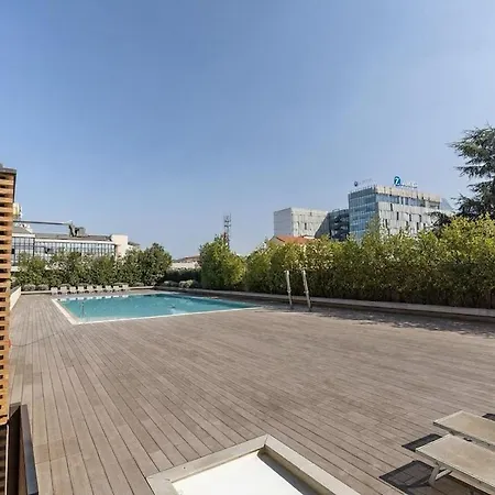 Giax Tower-spa, Pool, Parking Μιλάνο