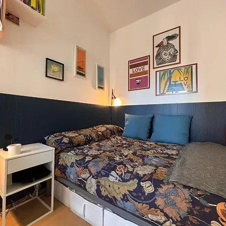 The Comfy Hub - A Stone's Throw From The Metro Lejlighed