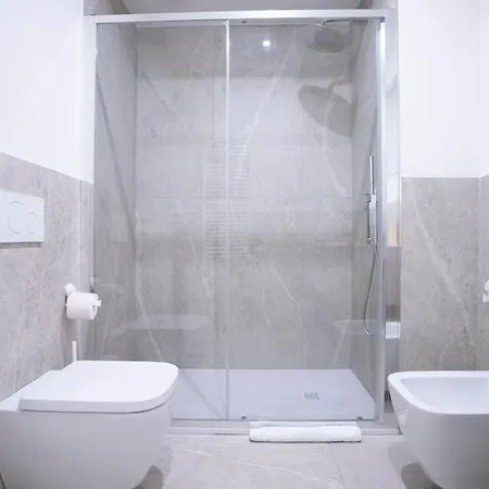 Modern Flat Metro Citylife-mico-self Check-in-ac