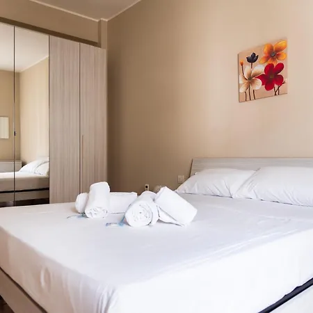 Youhosty - Meloria 10