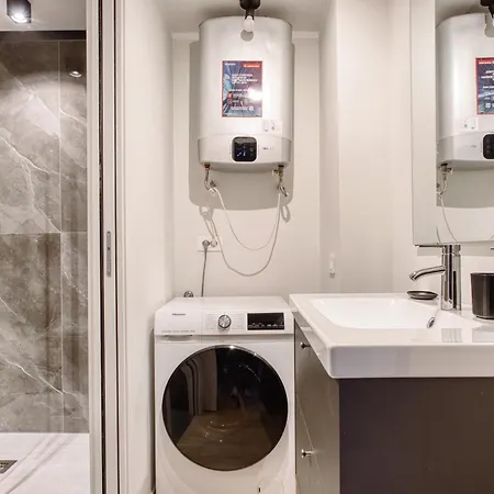 Hostmate - - Sammartini's Garden - Stazione