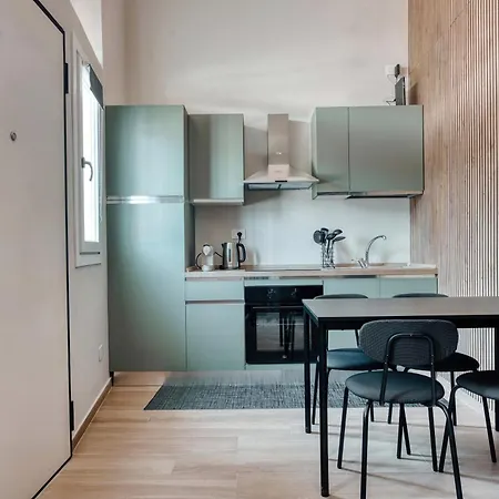 Hostmate - - Sammartini's Garden - Stazione 아파트 밀라노