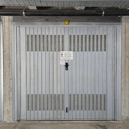 Appartamento Skyline Milano-terrazza E Box Auto Esclusivo