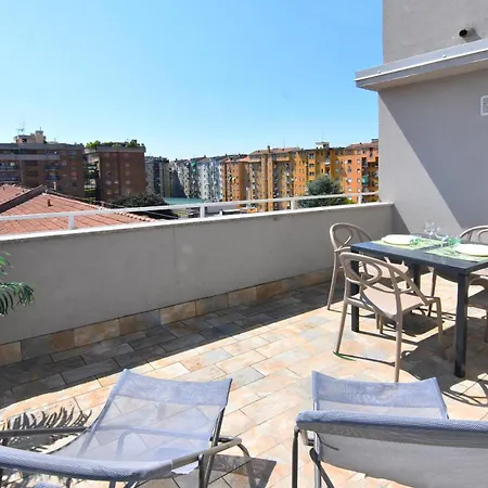 Duomo 10 Min- Attico Con Doppio Terrazzo Apartmán Milán