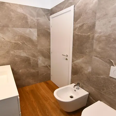 아파트 Duomo 10 Min- Attico Con Doppio Terrazzo *