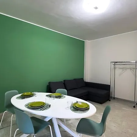 Atene House Urban Apartman Milánó