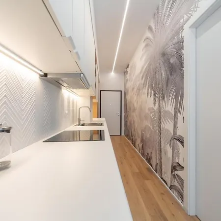 L&r - Center *