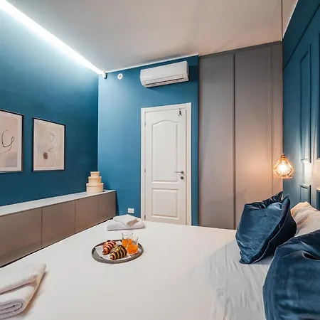 Elegant And Spacious Luxury In Bullona *