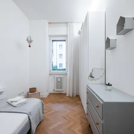 Apartment Elegant And Spacious Luxury In Bullona