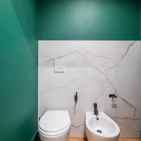 Apartment Elegant And Spacious Luxury In Bullona