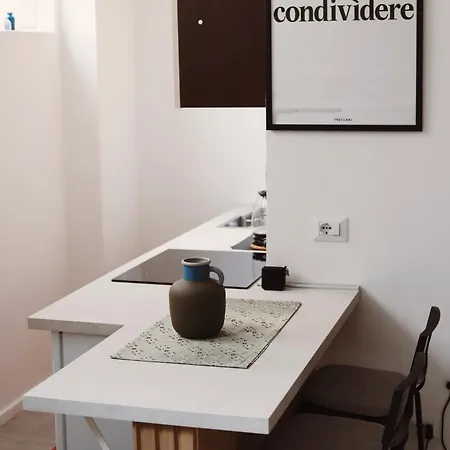 דירה Cozy In The Center