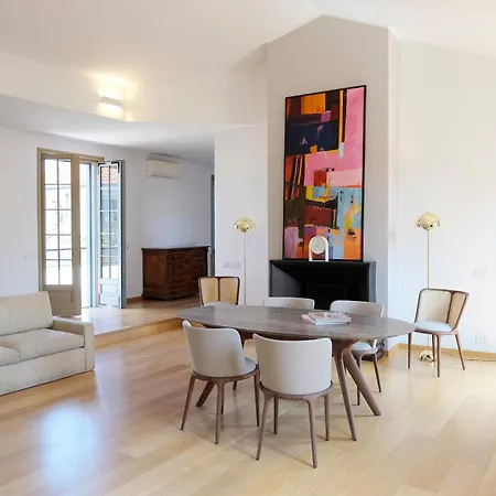 Comecasa Monte Napoleone Exclusive Apartamento