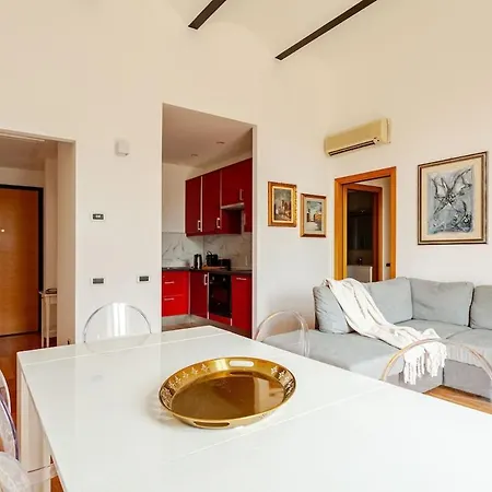 Appartamento Navigli-centro Con Wifi E Ac A 800 Mt Da M2 *