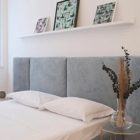 Comecasa 10 Min Walk To Duomo 2br Family Flat * Milán
