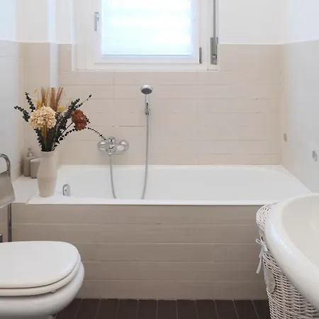 Lejlighed Comecasa 10 Min Walk To Duomo 2br Family Flat Milano