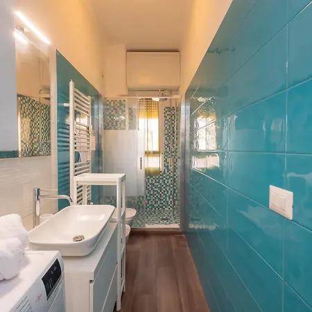 I-host Cozy - Sebino Lägenhet Milano