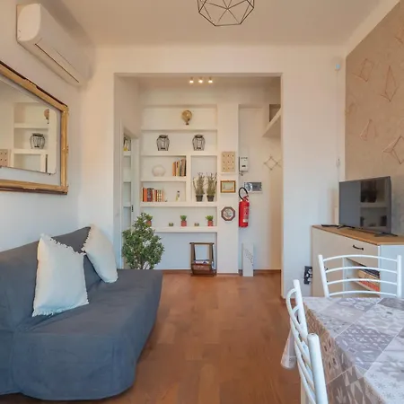 I-host Cozy - Sebino Μιλάνο