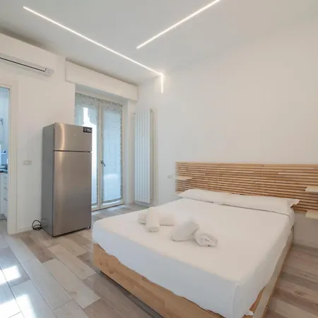 I-host - Cambiasi 8 Apartment