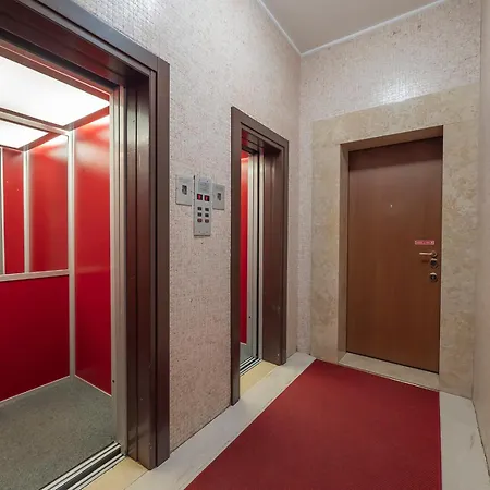 I-host - Cambiasi 8 Apartment