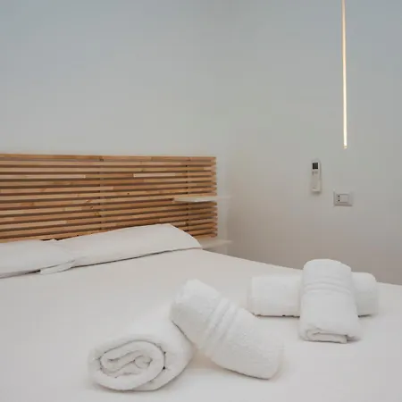 I-host - Cambiasi 8 Lejlighed *