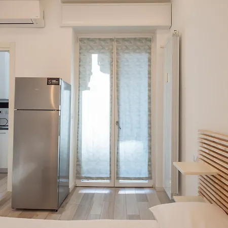 Apartment I-host - Cambiasi 8 *