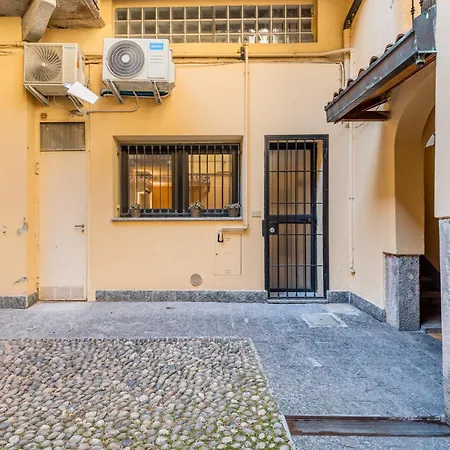 Garibaldi's Gem - La Vista ميلان