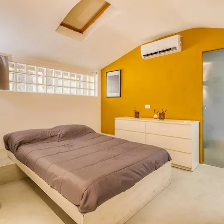 Garibaldi's Gem - La Vista Appartement