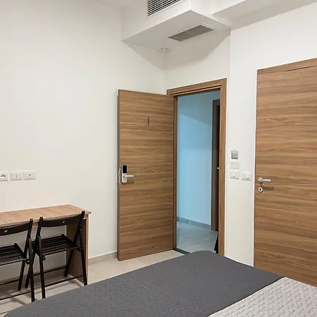 Brivio Hotell 2*