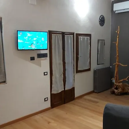 לינה וארוחת בוקר Corte Della Varesina מילאנו