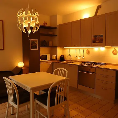 Bilocale10 Minuti Dal Braciere Olimpico 2026 In Chinatown Area Pedonale Comoda