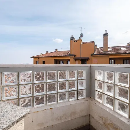 7 Piano Panoramico Nel Cuore Dei Navigli 公寓