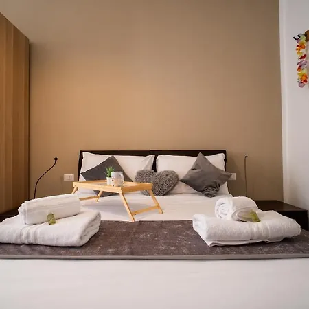 Navigli-centro Modern Flat Balcony Check-in H24 Apartment
