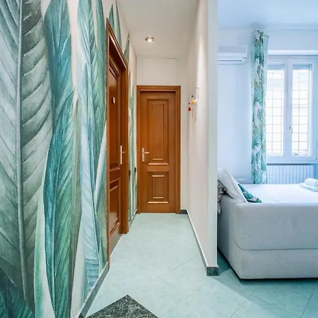 Apartmán Station-porta Nuova Pet Friendly 4 Pax Chek In H24 *