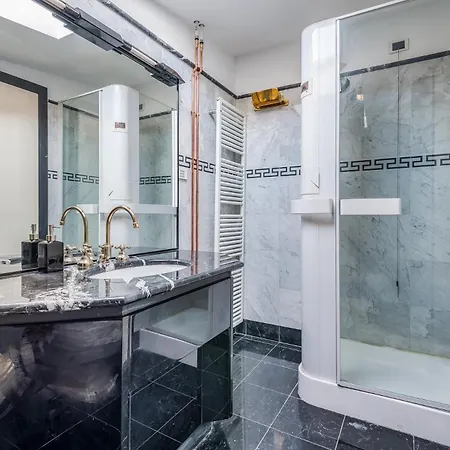 Duomo3'-skylight-idropool-private-cinema-freepark