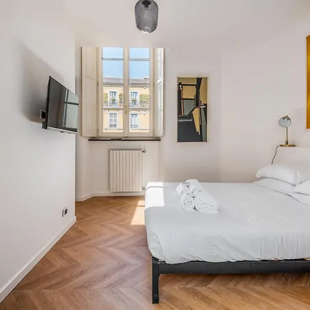 Daire Duomo3'-skylight-idropool-private-cinema-freepark