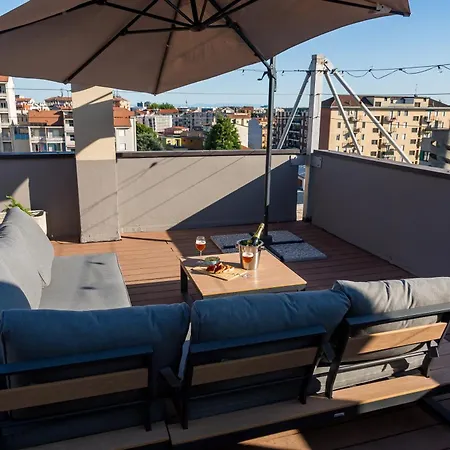 Navigli Panoramica Terrazzo Free Parking Ac Wifi * 밀라노