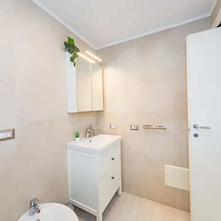 Navigli Panoramica Terrazzo Free Parking Ac Wifi