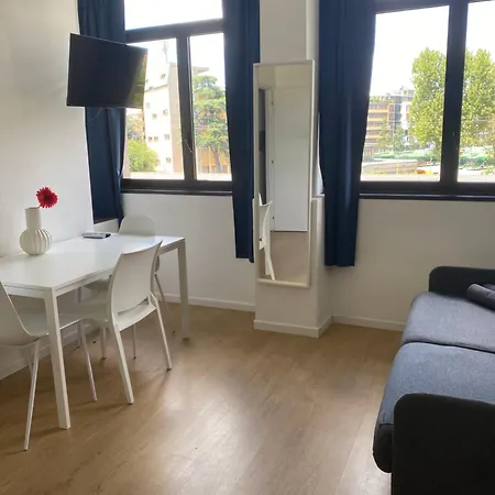 Stardust Padre Giuliani Appartement *