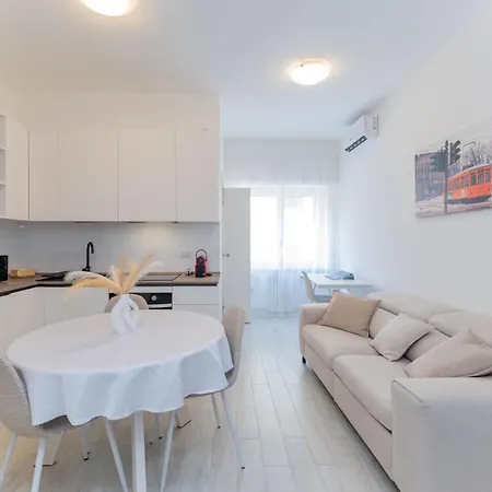 Casa Raffaella Comfort Smart Working M3 Bus Self-check-in * Milano