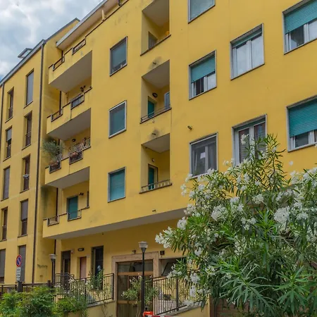 Casa Raffaella Comfort E Smart Working Vicino M3 E Bus Apartment Milan