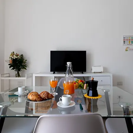 Italianway Comfort - Watt 8 Apartmán