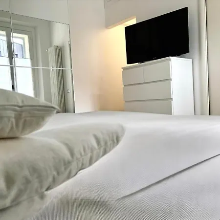 Mi001 - Milano, Moderno Bilocale In Zona Isola *