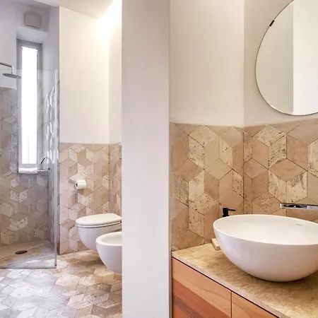 Just Urban - 1br With Outdoor Space - 10 Min Duomo By Tram *