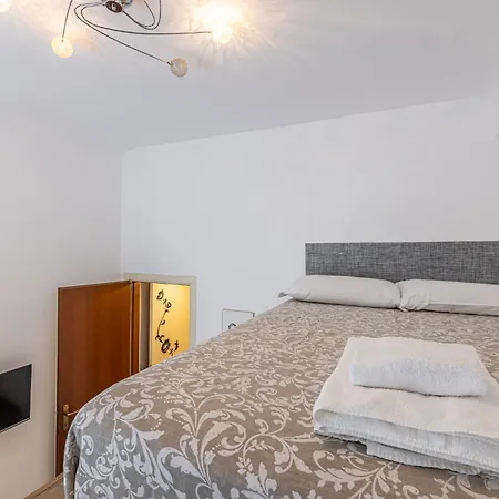 Apartament Maggie's House Citta Studi - 12min Fs *
