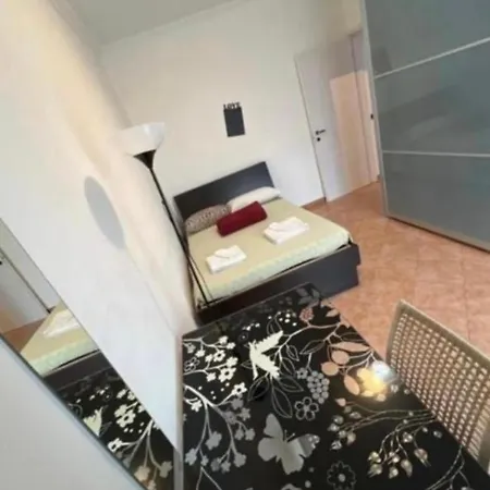 A Due Passi Dal Naviglio