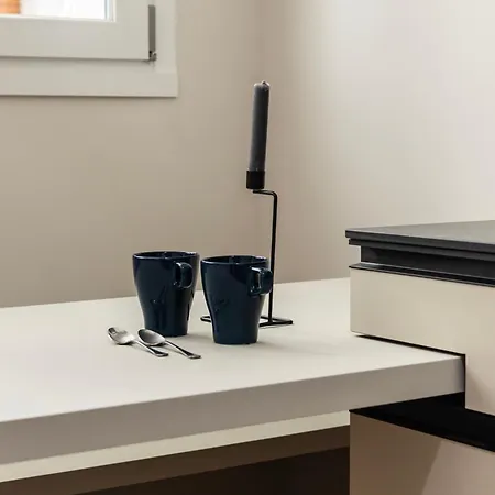 Youhosty - Zanella 68 *