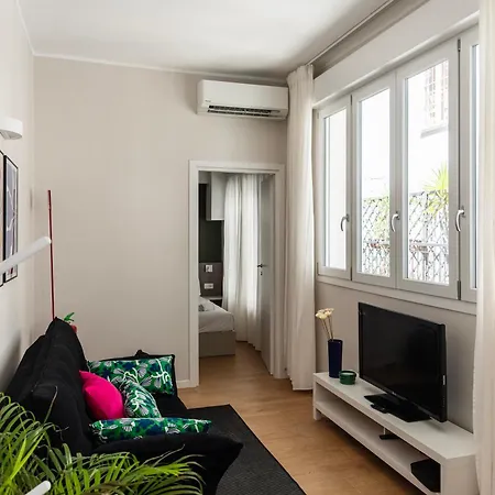 Youhosty - Zanella 68